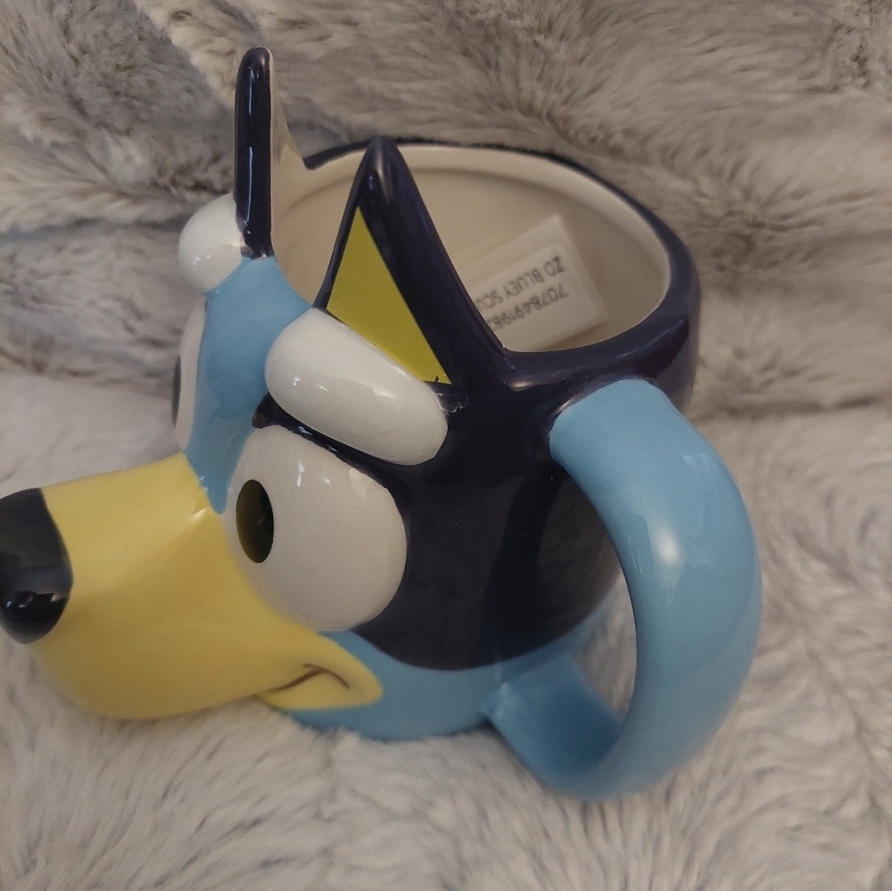 New Bluey Oversized Mug W/ Chilli Heeler Mug ADORABLE! VIRAL - Picture 8 of 9